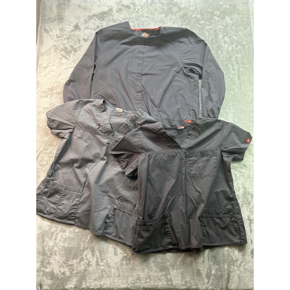 Dickies  V-Neck Lightweight Pullover Medical‎ Scrub Top Women Size Large 3 Pack
